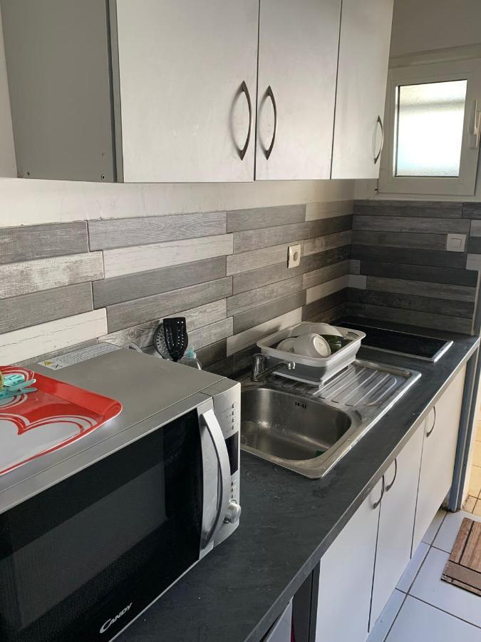 Petit Prix Et Grand Confort A Saint Gilles Les Bains Luaran gambar